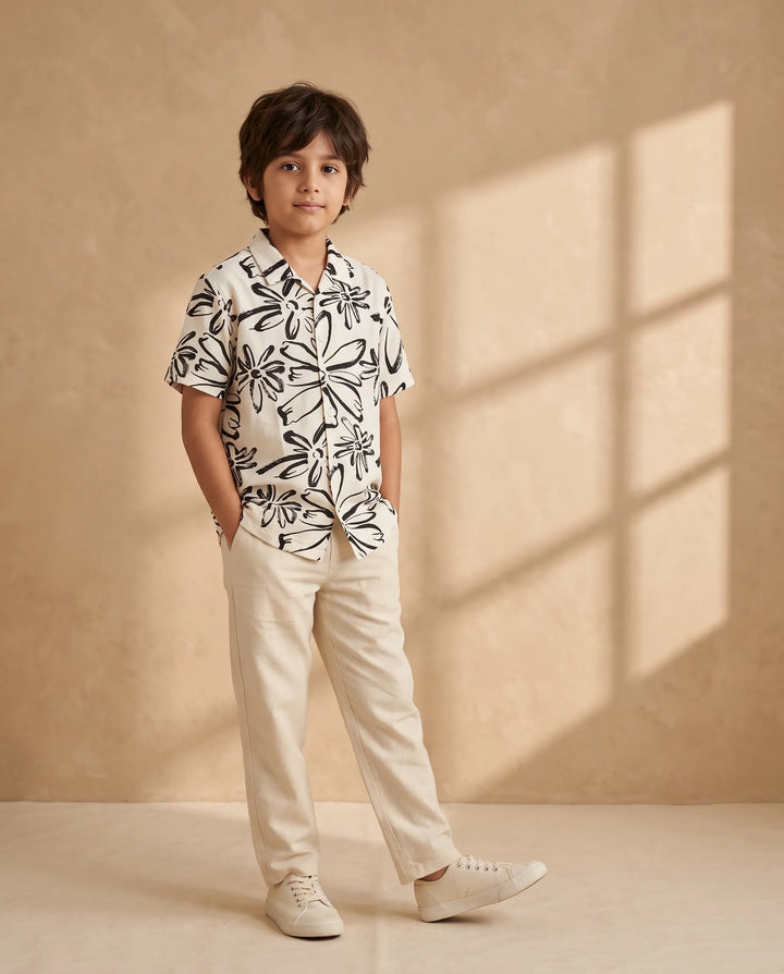 Aangan Rayon Half Sleeve Shirt for Boys – White & Black